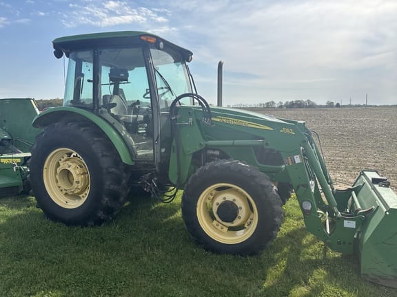 2010 John Deere 5101E Equipment Image0