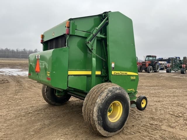 Image of John Deere 568 equipment image 2