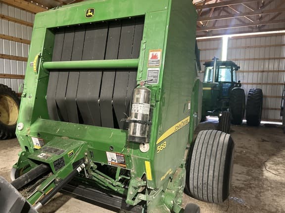 Image of John Deere 568 equipment image 1
