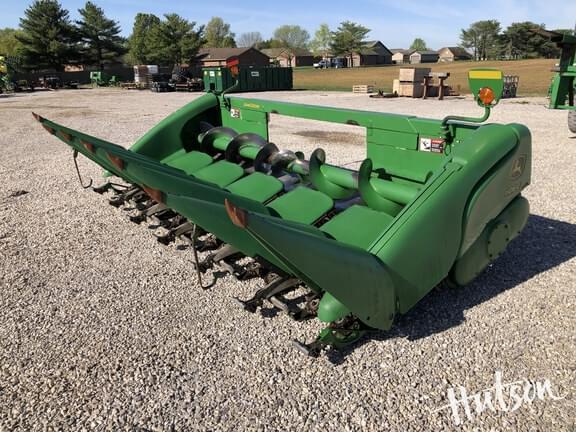 Image of John Deere 606C equipment image 2