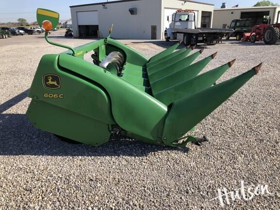 Image of John Deere 606C equipment image 4