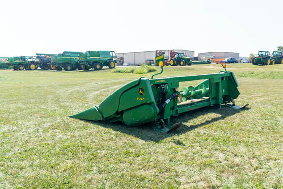 Image of John Deere 606C equipment image 1