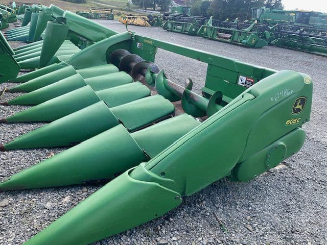 Image of John Deere 606C Primary image