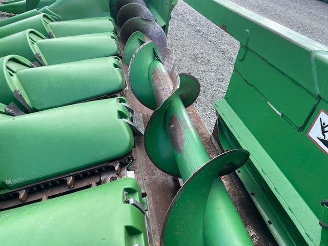 Image of John Deere 606C equipment image 2