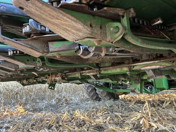 Image of John Deere 608C equipment image 4