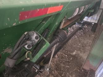 Image of John Deere 608C equipment image 3