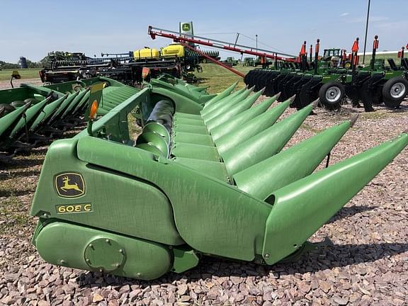 Image of John Deere 608C Primary image