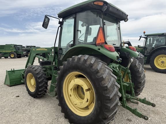 Image of John Deere 6115D equipment image 4