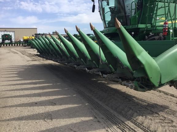 Image of John Deere 612C equipment image 4