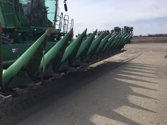 Image of John Deere 612C equipment image 3