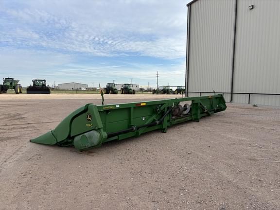 Image of John Deere 612C equipment image 2