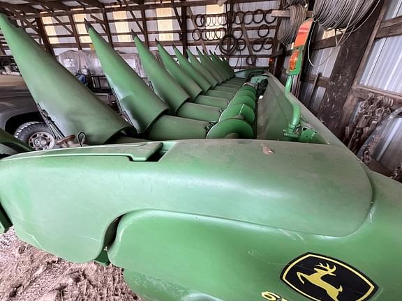 Image of John Deere 612C equipment image 2