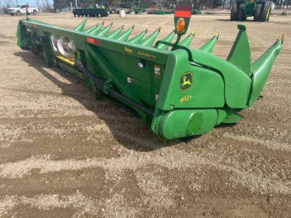 Image of John Deere 612C equipment image 4