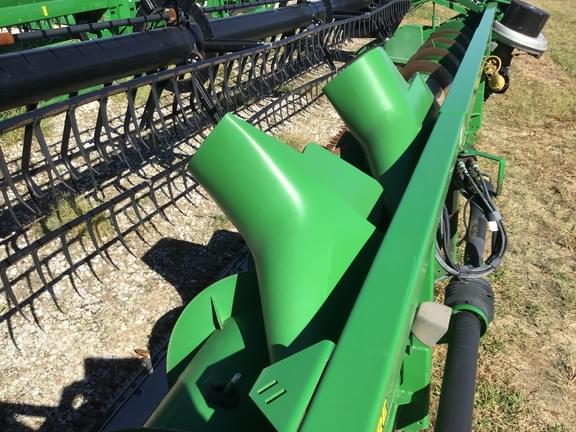 Image of John Deere 625F equipment image 4