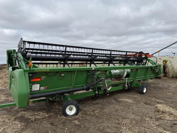 Image of John Deere 625F equipment image 3