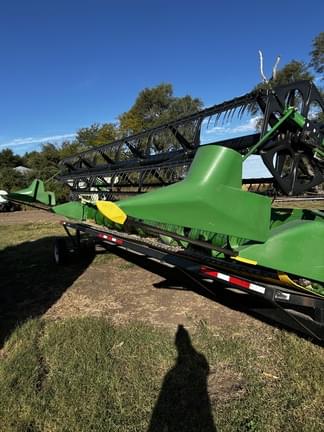 Image of John Deere 625F Image 0