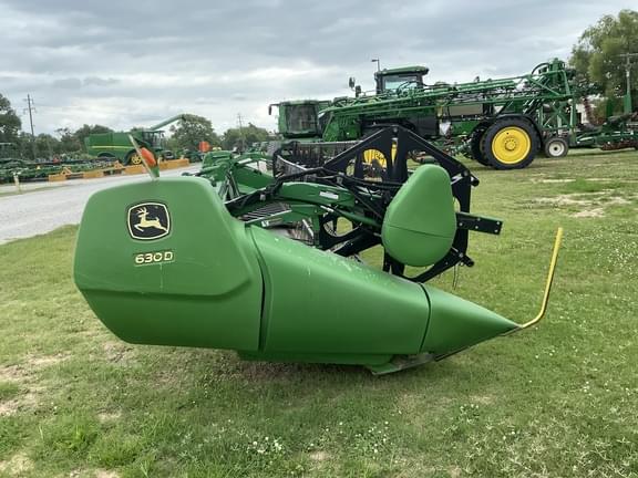 Image of John Deere 630D equipment image 4