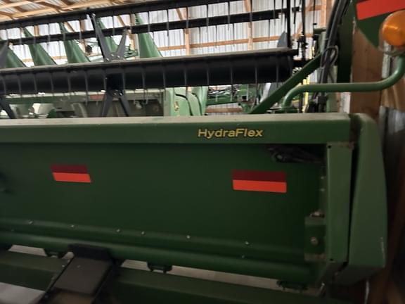 Image of John Deere 630F equipment image 4