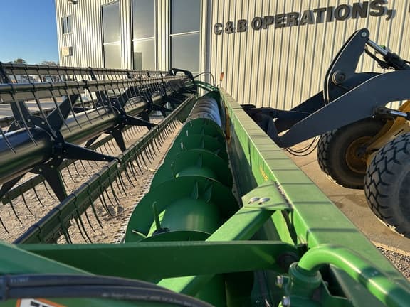 Image of John Deere 630F equipment image 4