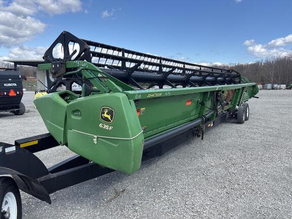 Image of John Deere 635F equipment image 3