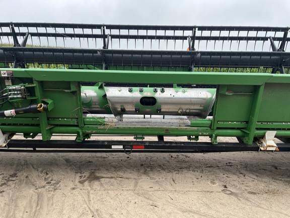 Image of John Deere 635F equipment image 3