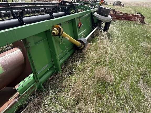 Image of John Deere 635F equipment image 1