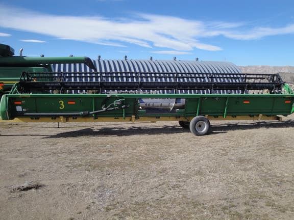 Image of John Deere 635F equipment image 1