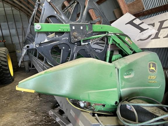 Image of John Deere 635F Primary image