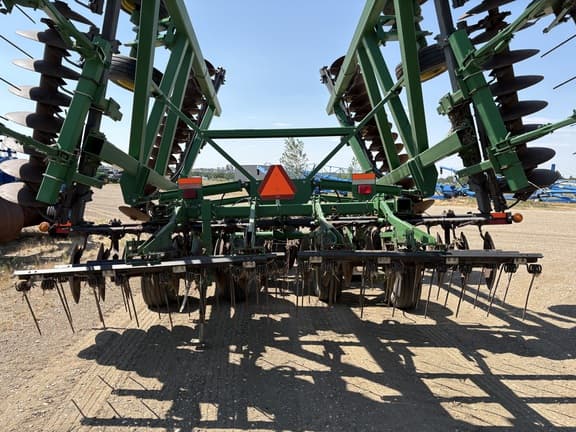 Image of John Deere 637 equipment image 4