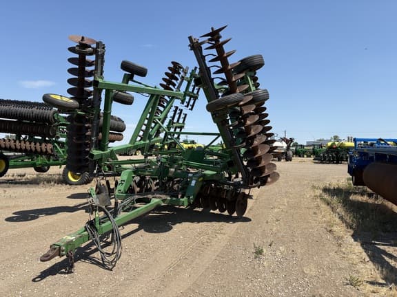 Image of John Deere 637 Primary image