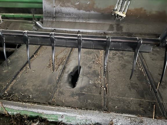 Image of John Deere 640D equipment image 1