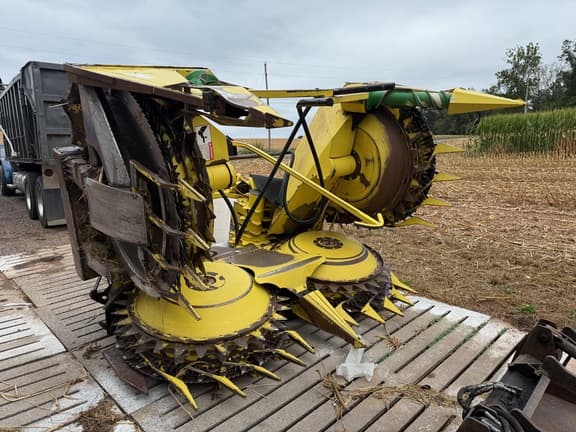 Image of John Deere 678 Primary image