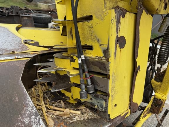 Image of John Deere 678 equipment image 2