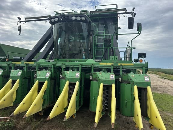 Image of John Deere 7760 equipment image 4