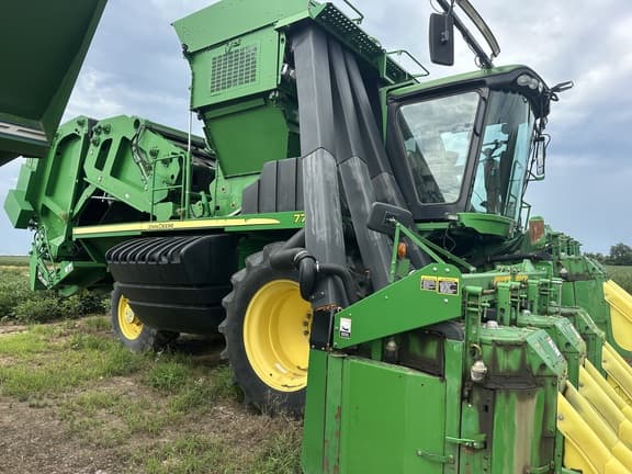 Image of John Deere 7760 equipment image 1