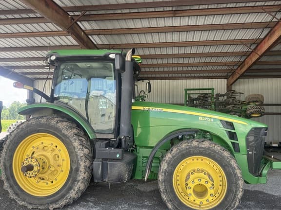 Image of John Deere 8270R equipment image 3