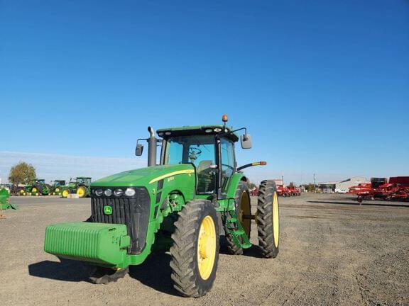 Image of John Deere 8270R Primary image