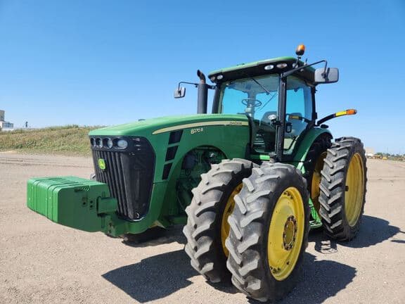 Image of John Deere 8270R Primary image