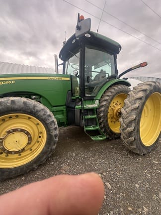 2010 John Deere 8295R Equipment Image0