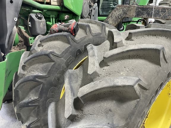 Image of John Deere 8295R equipment image 4