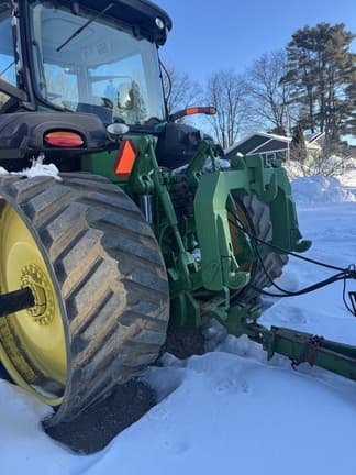 Image of John Deere 8320RT equipment image 4