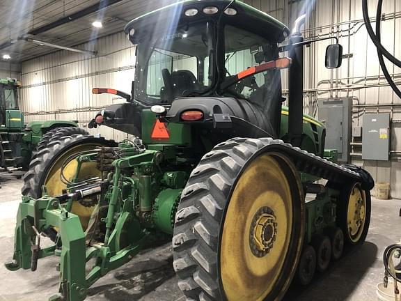Image of John Deere 8320RT equipment image 3