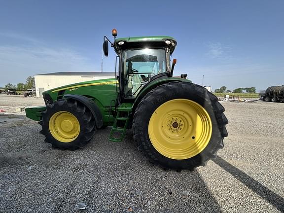 Image of John Deere 8345R equipment image 1