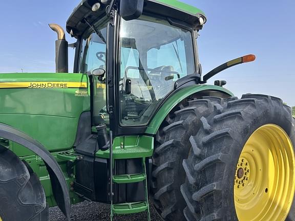 Image of John Deere 8345R equipment image 3