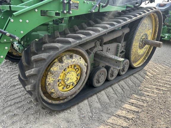 Image of John Deere 8345RT equipment image 4