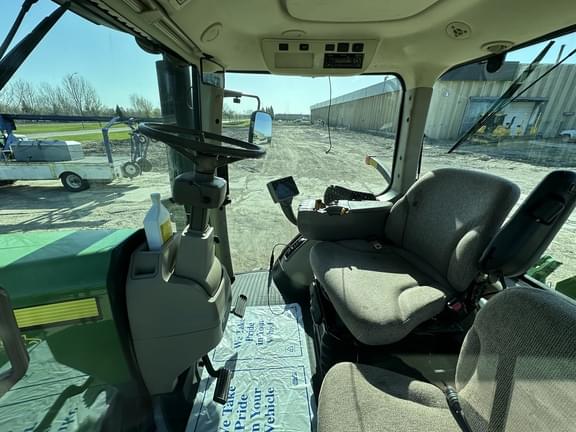 Image of John Deere 8345RT equipment image 2