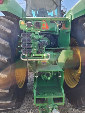 Image of John Deere 9330 equipment image 3