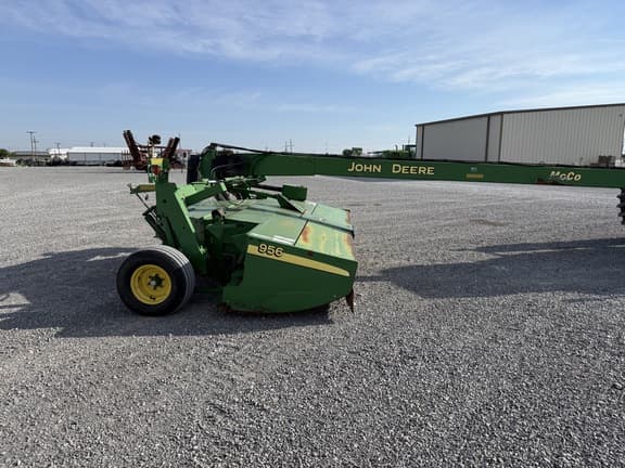 Image of John Deere 956 equipment image 1