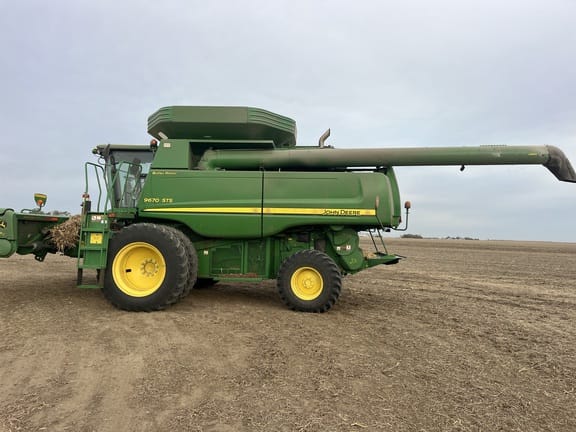 2010 John Deere 9670 STS Equipment Image0
