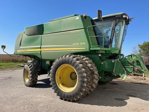 Image of John Deere 9770 STS Image 0